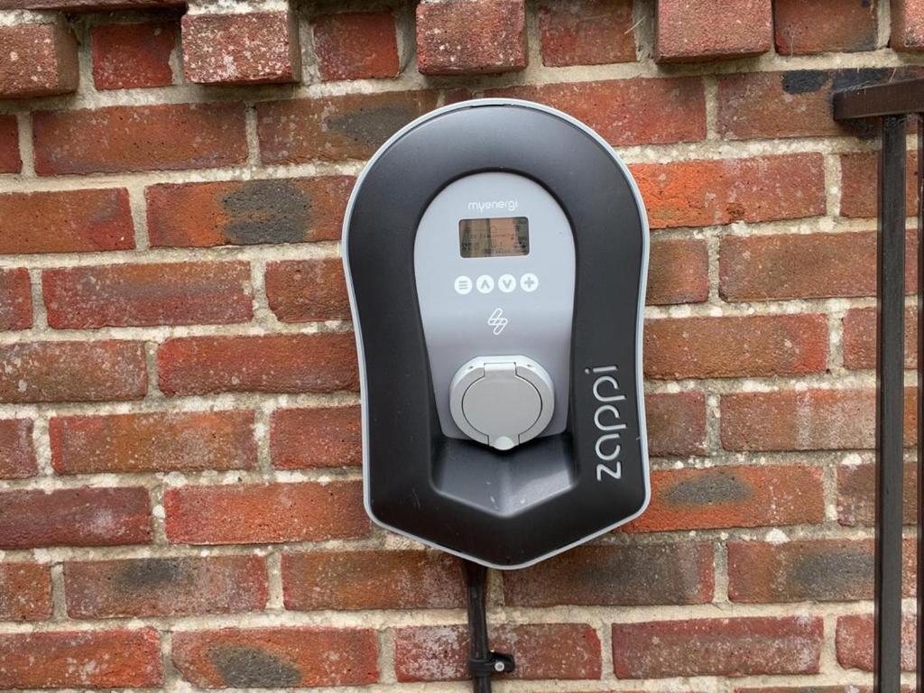 Inn By The Sea, Portsmouth - En Suite Rooms With Sea View Possible, Parking Ev 22Kw Exterior foto