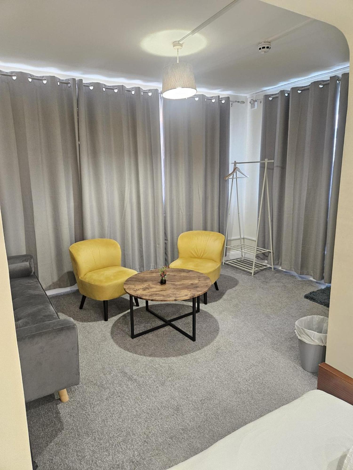 Inn By The Sea, Portsmouth - En Suite Rooms With Sea View Possible, Parking Ev 22Kw Exterior foto