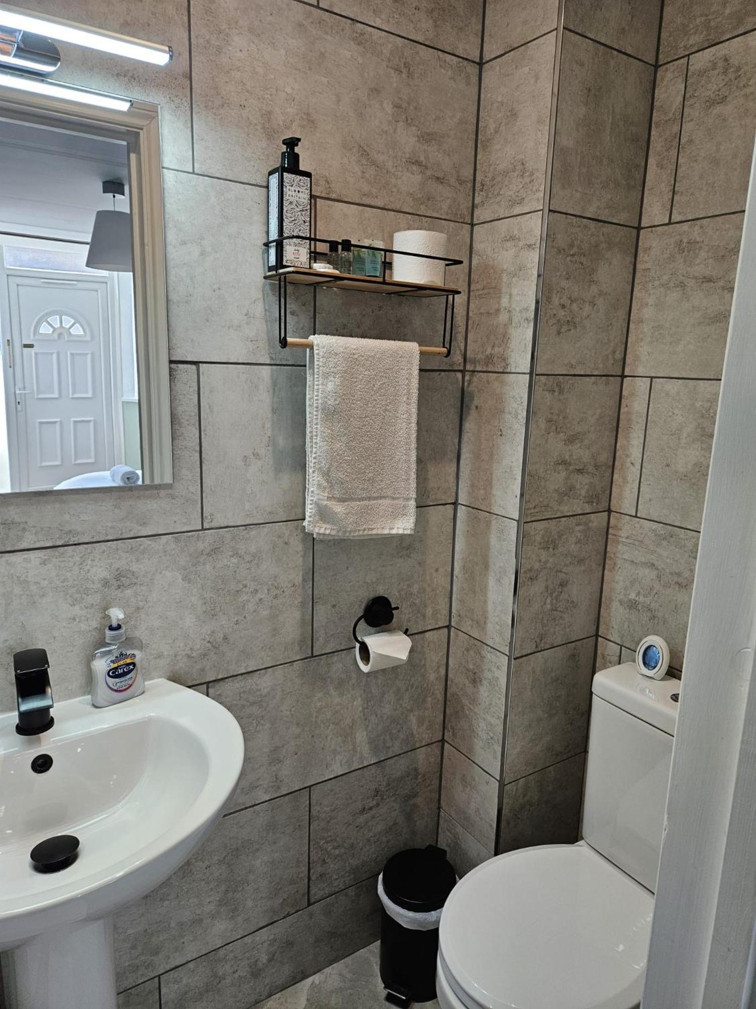 Inn By The Sea, Portsmouth - En Suite Rooms With Sea View Possible, Parking Ev 22Kw Exterior foto